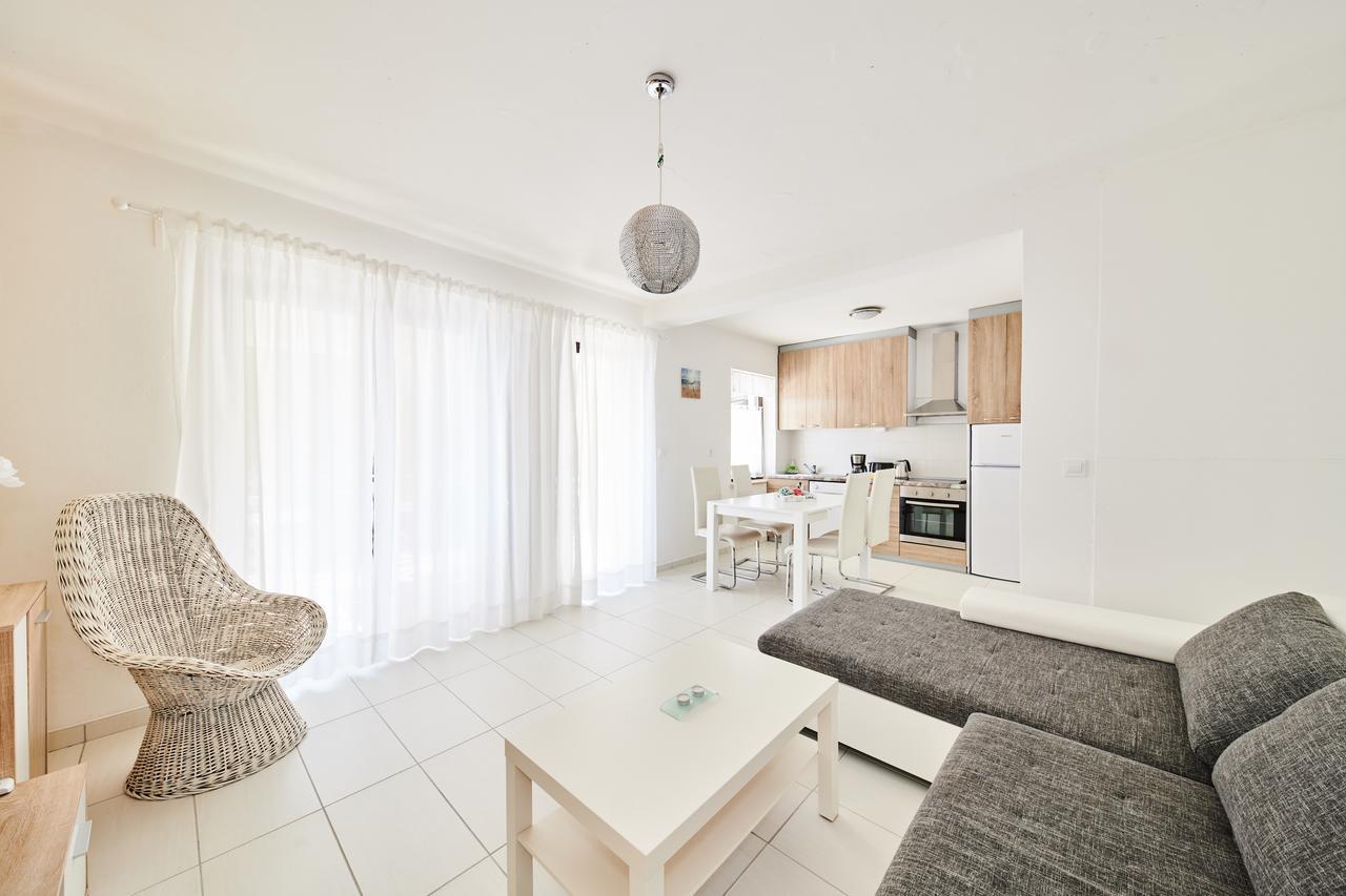 Apartments Gvarda อูมัค ภายนอก รูปภาพ