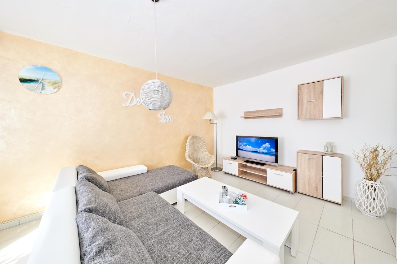 Apartments Gvarda อูมัค ภายนอก รูปภาพ
